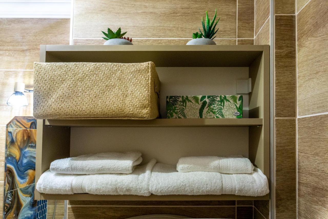 Secret Garden Apartman Мисколк Екстериор снимка